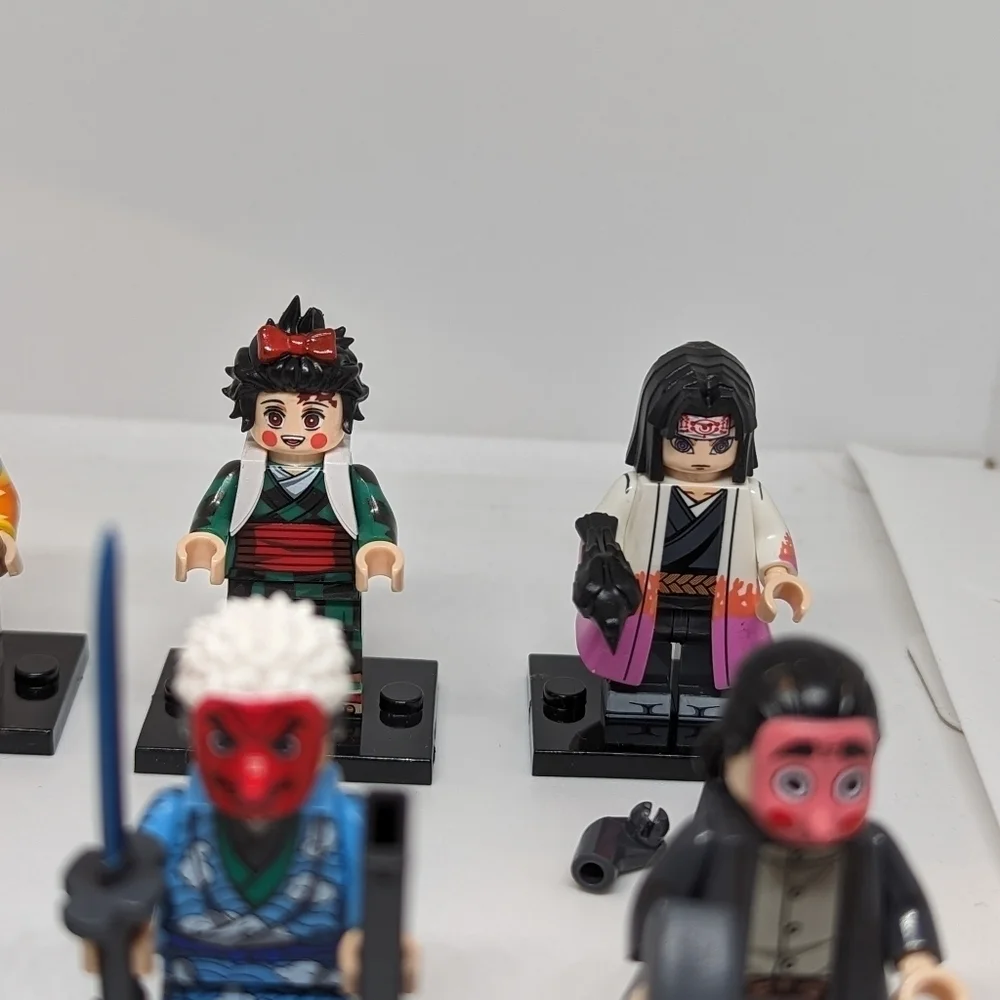 8 Minifigures- Demon Slayer Anime Building Block Toy Collectors Action Figures